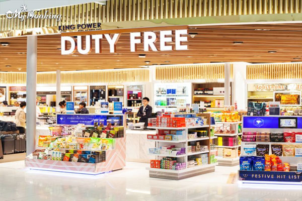 Cửa hàng đồ ăn tại sân bay quá cảnh